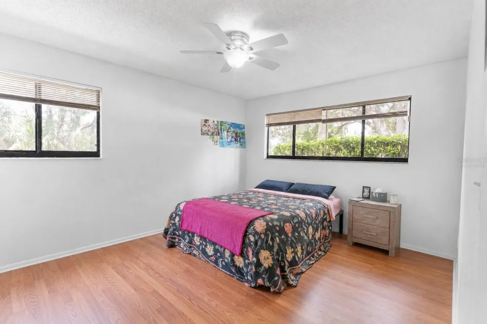 6018 LAKTREE LANE #E Temple Terrace, FL 33617
