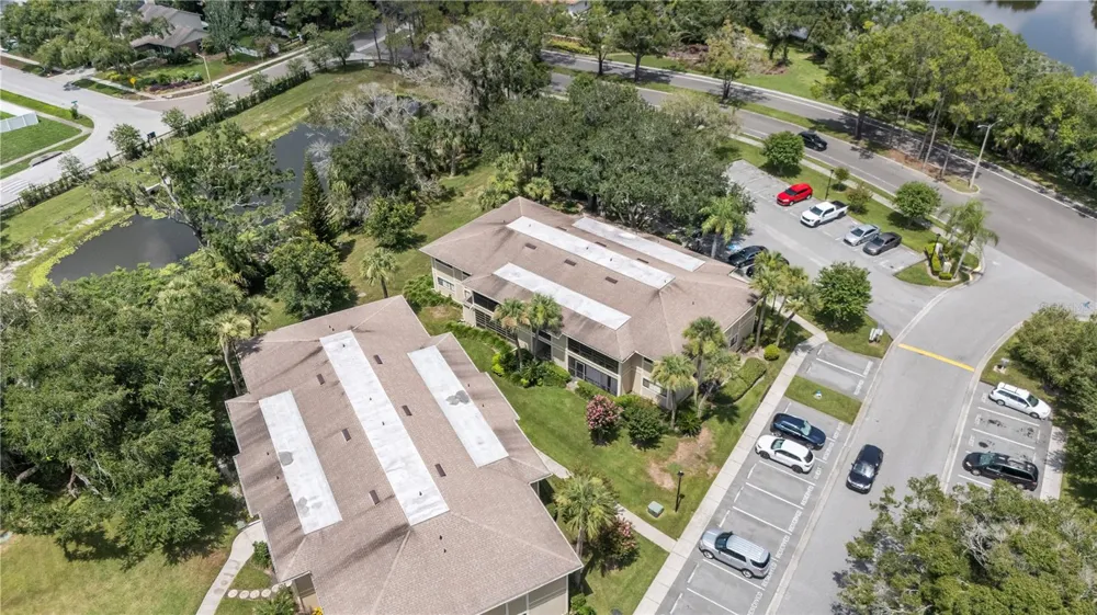 6018 LAKTREE LANE #E Temple Terrace, FL 33617