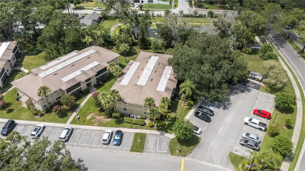 6018 LAKTREE LANE #E Temple Terrace, FL 33617
