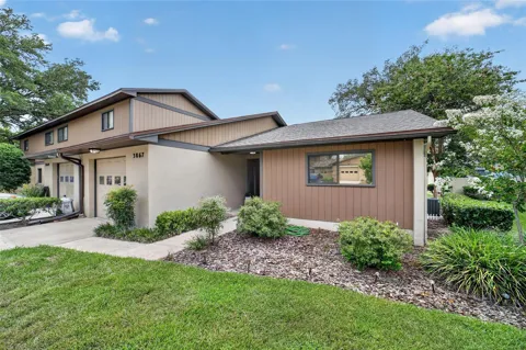 3867 NE 17TH STREET CIRCLE