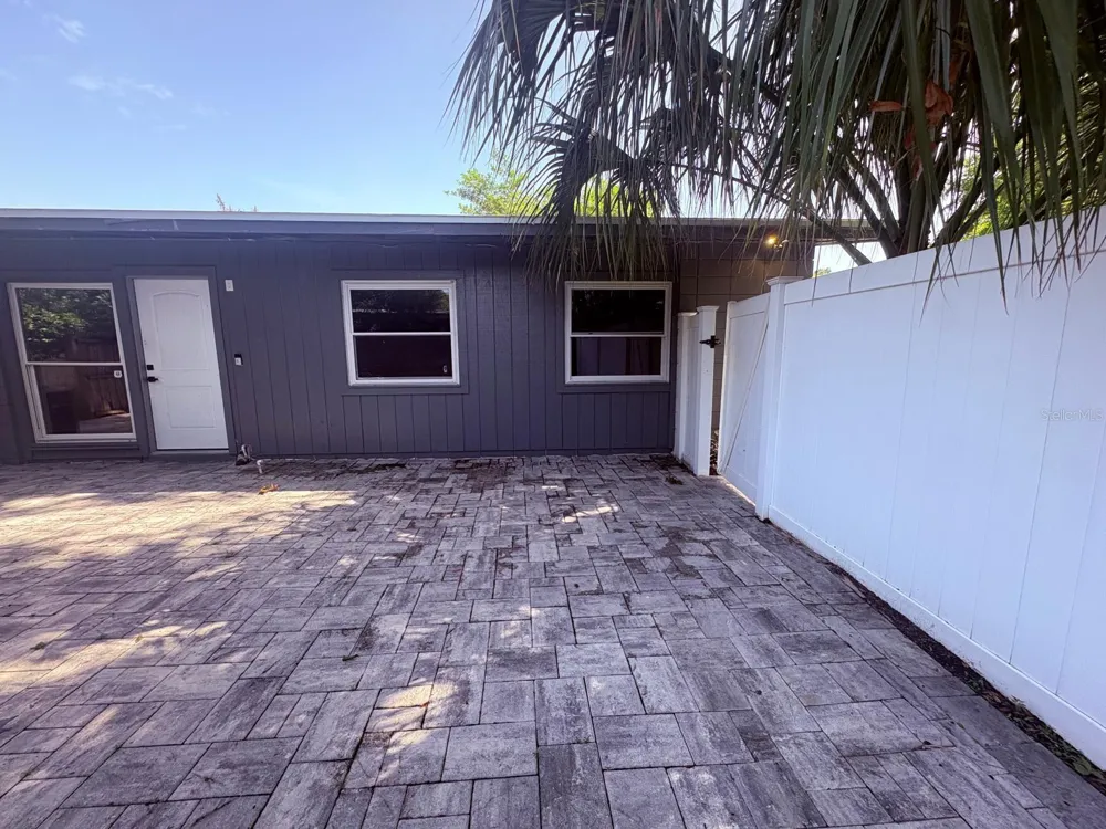 885 CARNATION DRIVE Winter Park, FL 32792