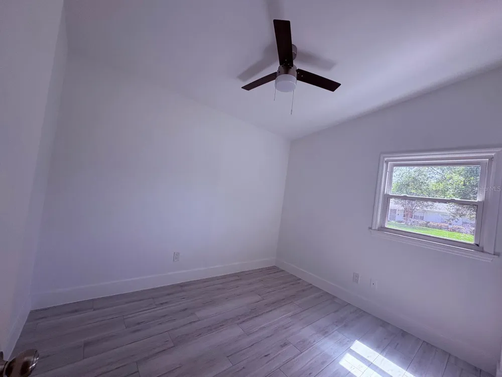 885 CARNATION DRIVE Winter Park, FL 32792