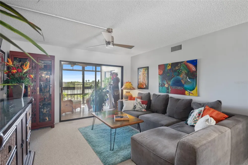 9860 62ND TERRACE #1047 St Petersburg, FL 33708