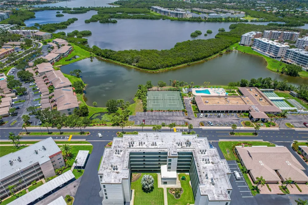 9860 62ND TERRACE #1047 St Petersburg, FL 33708
