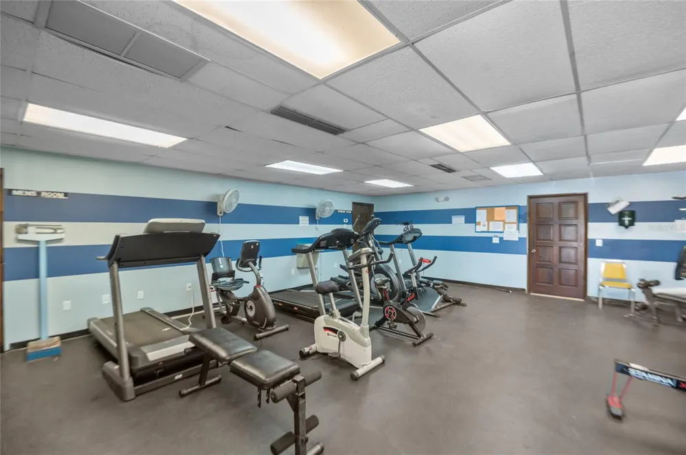 9860 62ND TERRACE #1047 St Petersburg, FL 33708