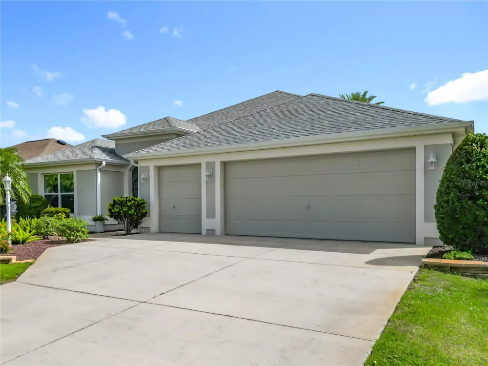 2875 RAIN LILY LOOP The Villages, FL 32163