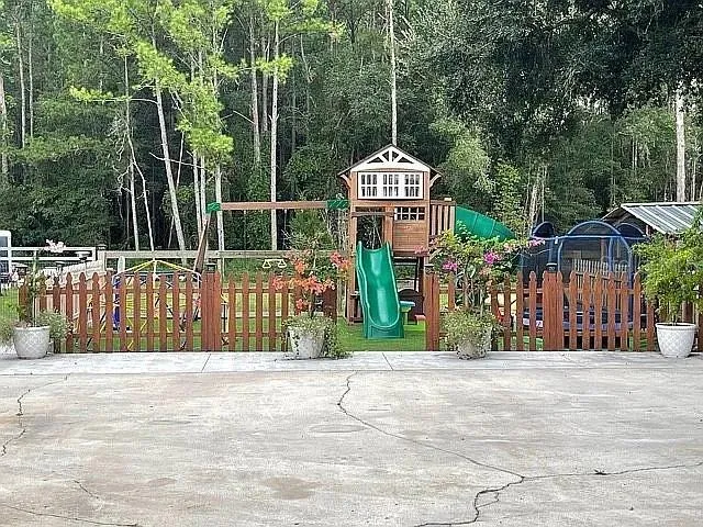 9068 131ST LOOP Live Oak, FL 32060
