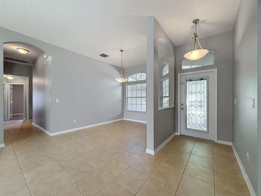 2021 RUTHERFORD DRIVE Dover, FL 33527
