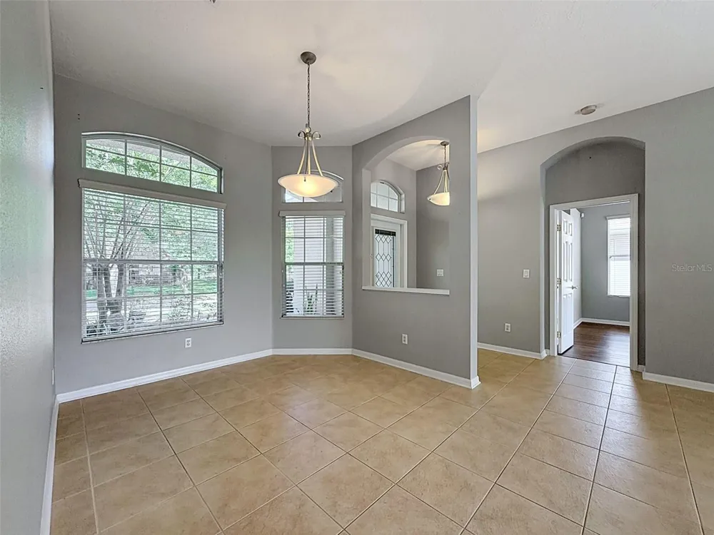 2021 RUTHERFORD DRIVE Dover, FL 33527