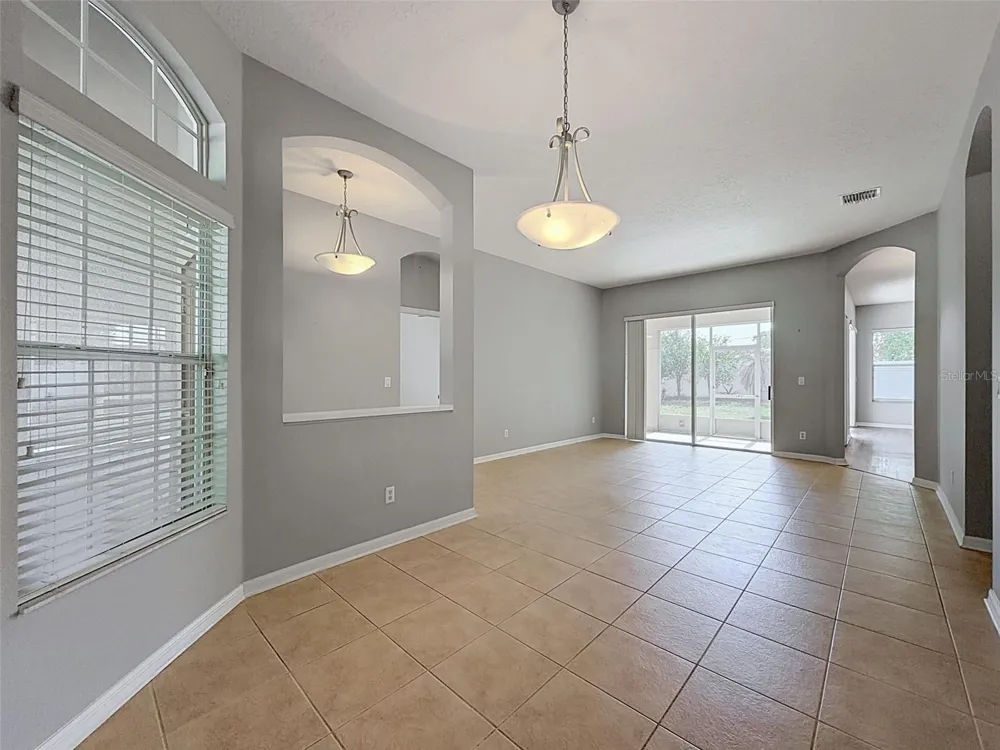 2021 RUTHERFORD DRIVE Dover, FL 33527