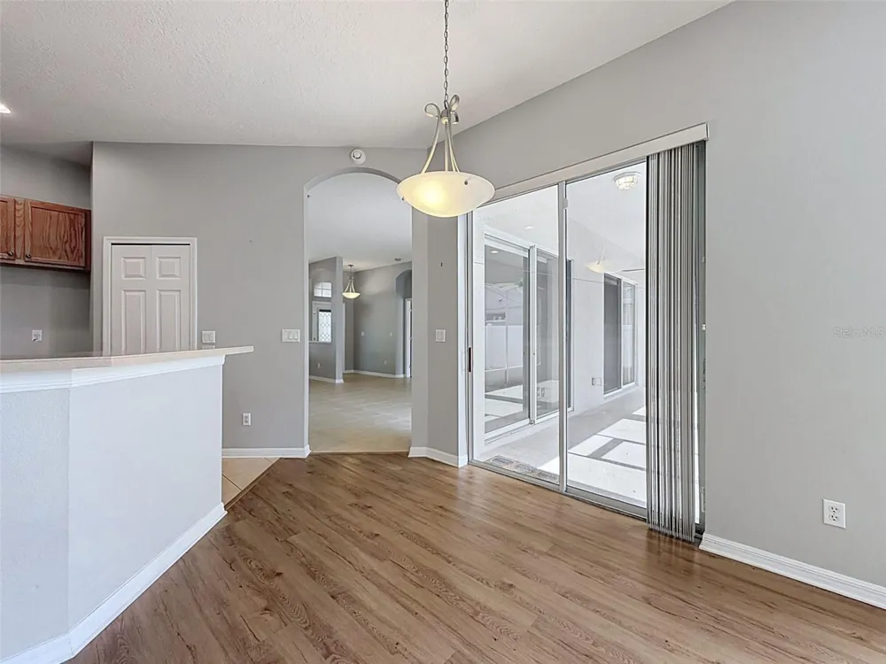 2021 RUTHERFORD DRIVE Dover, FL 33527