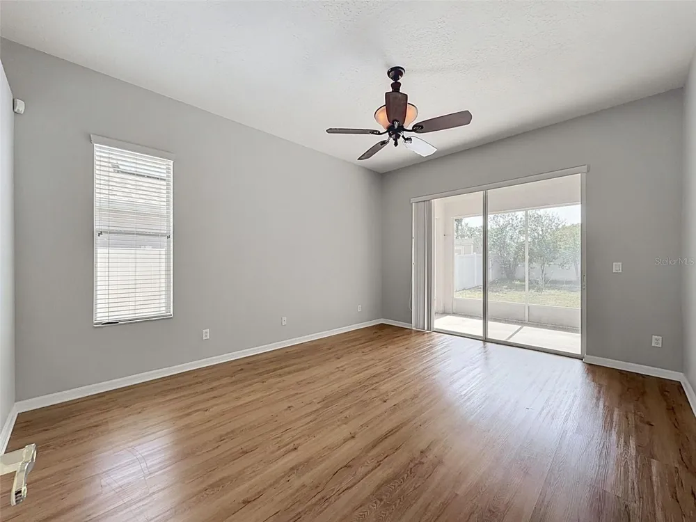2021 RUTHERFORD DRIVE Dover, FL 33527