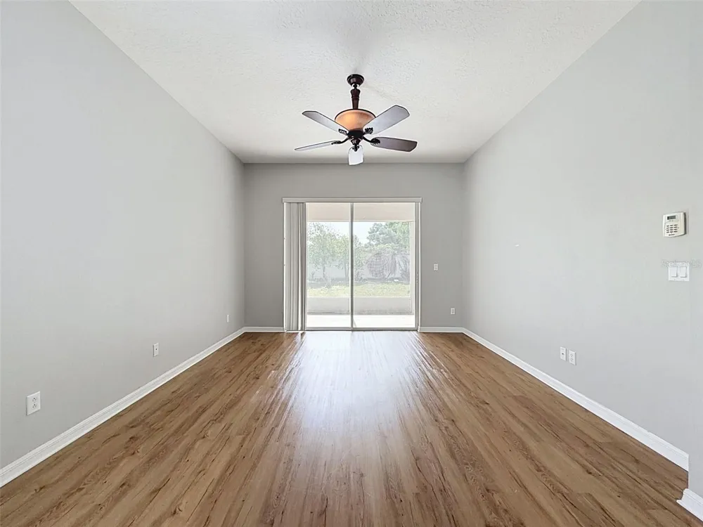 2021 RUTHERFORD DRIVE Dover, FL 33527