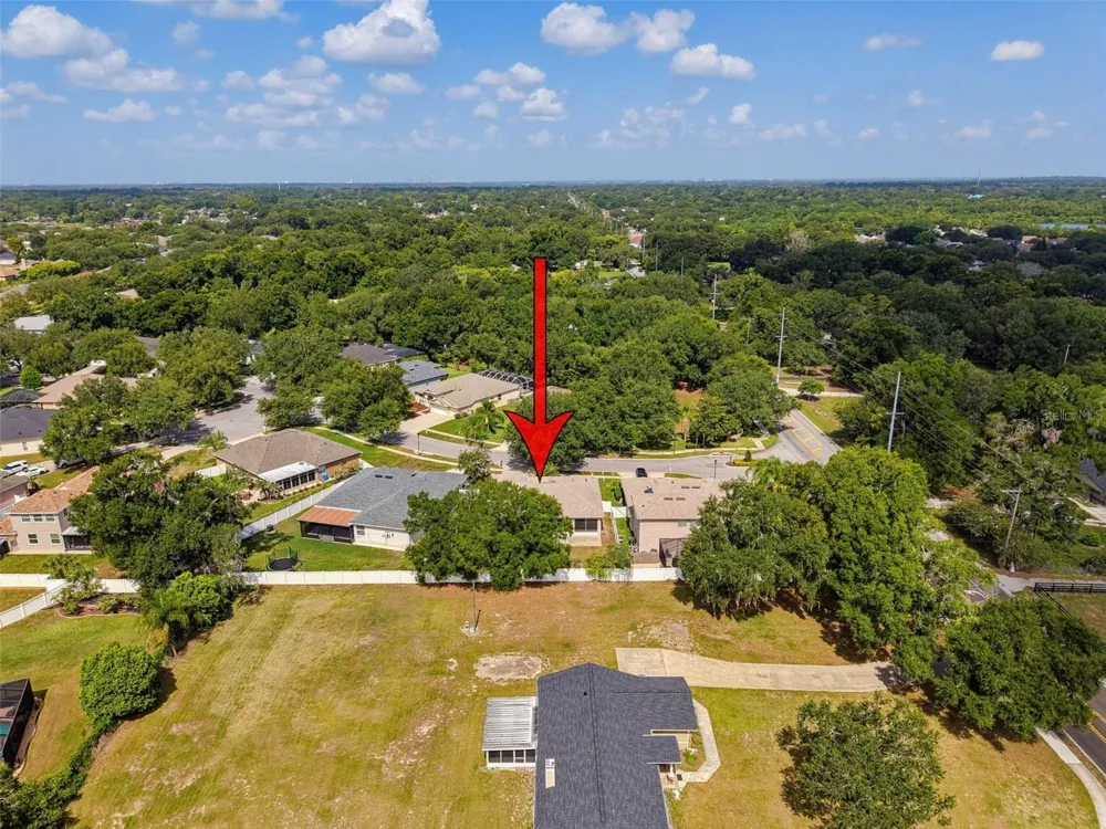 2021 RUTHERFORD DRIVE Dover, FL 33527