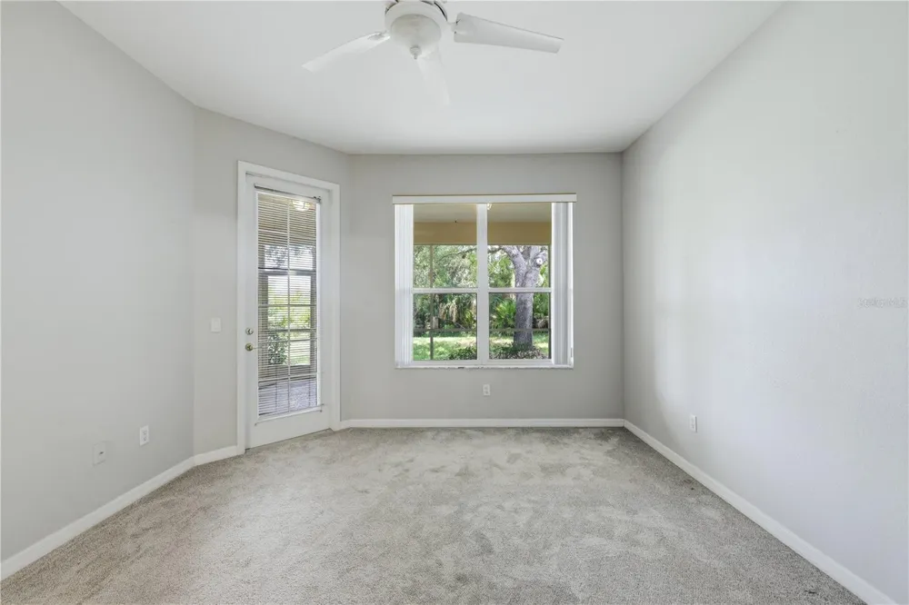 2462 MAGNOLIA CIRCLE North Port, FL 34289