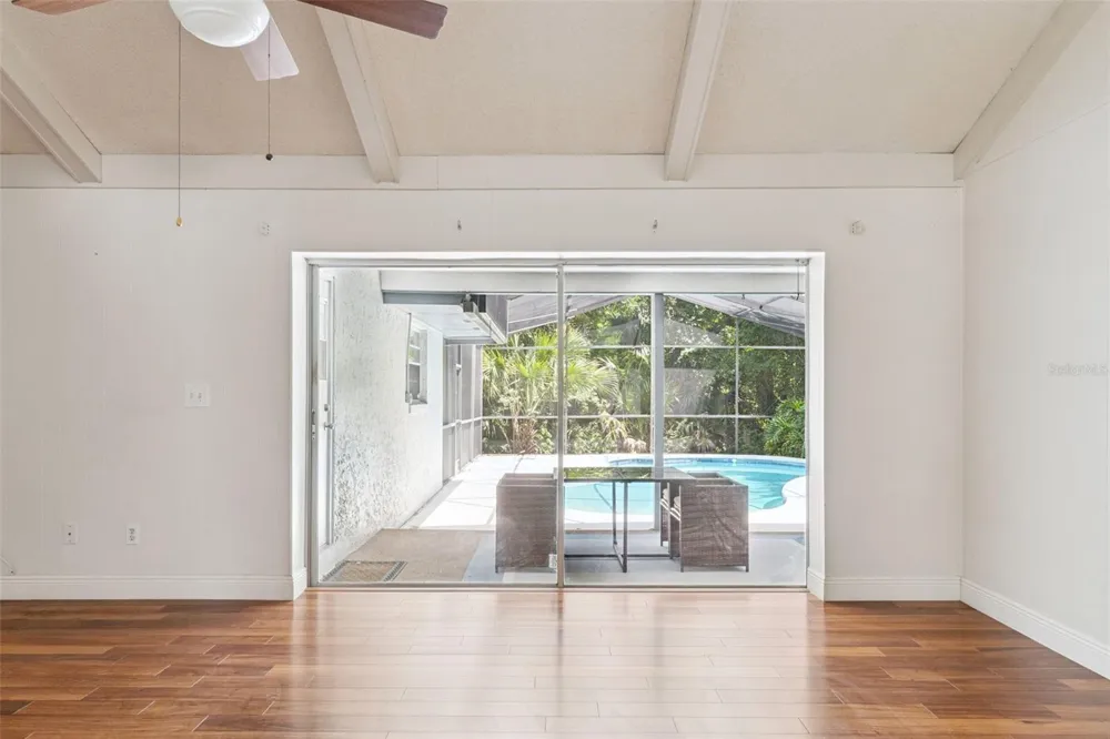 211 HICKORY DRIVE Longwood, FL 32779