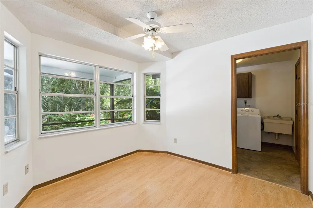 211 HICKORY DRIVE Longwood, FL 32779