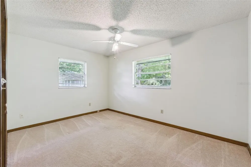 211 HICKORY DRIVE Longwood, FL 32779