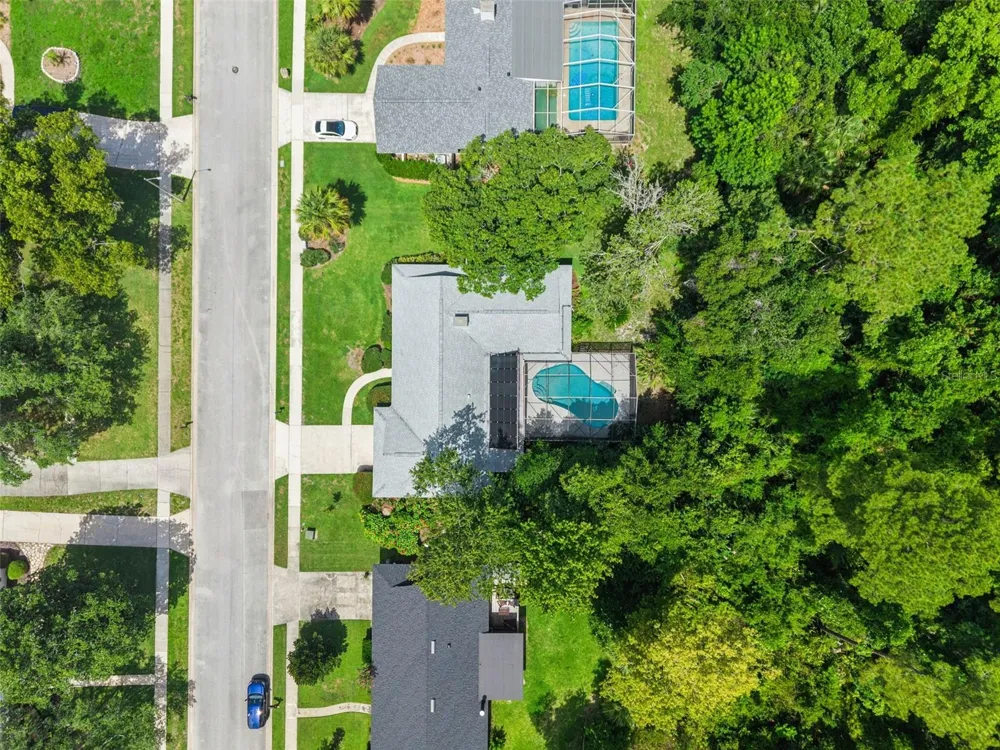 211 HICKORY DRIVE Longwood, FL 32779