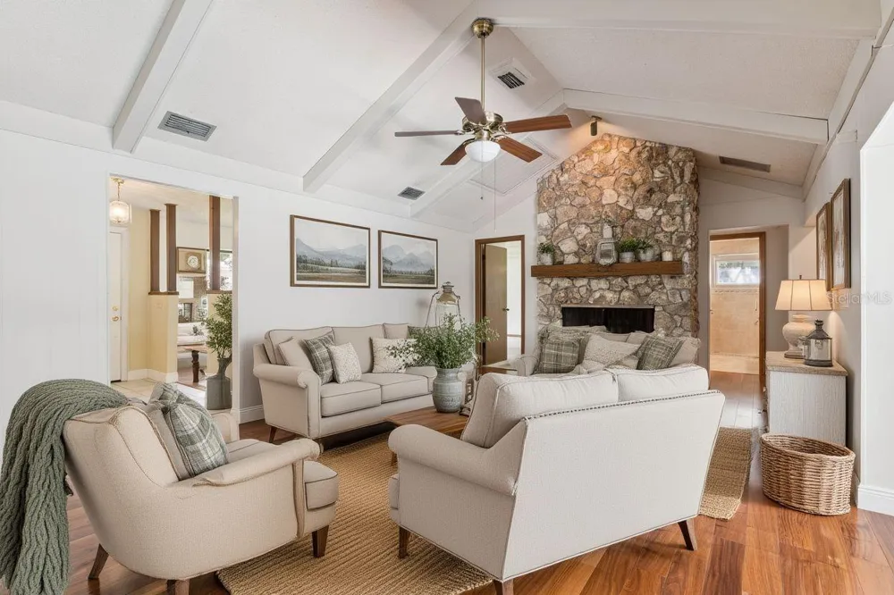 211 HICKORY DRIVE Longwood, FL 32779