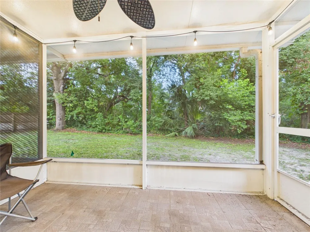 11239 CEDAR HOLLOW LANE Tampa, FL 33618