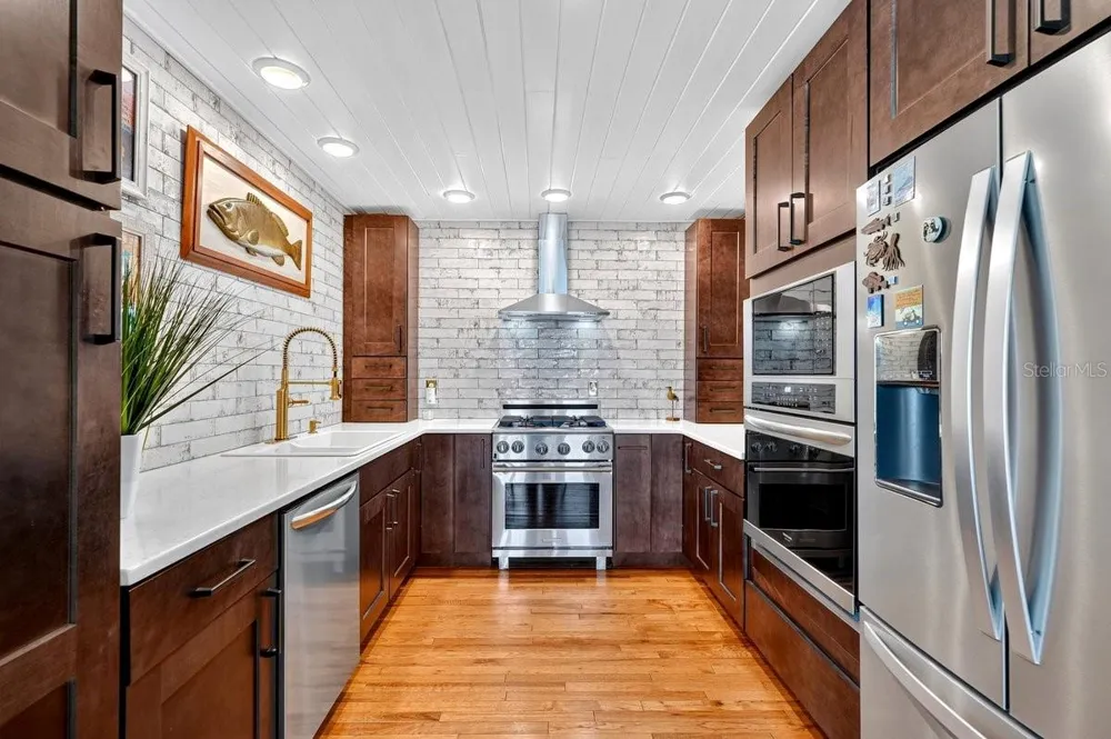 6118 S ATLANTIC AVENUE New Smyrna Beach, FL 32169