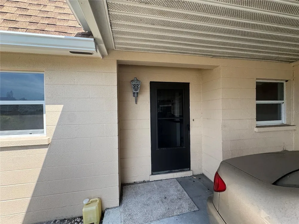 652 PARK CIRCLE Bradenton, FL 34207