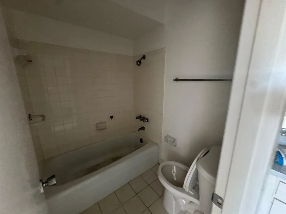 652 PARK CIRCLE Bradenton, FL 34207