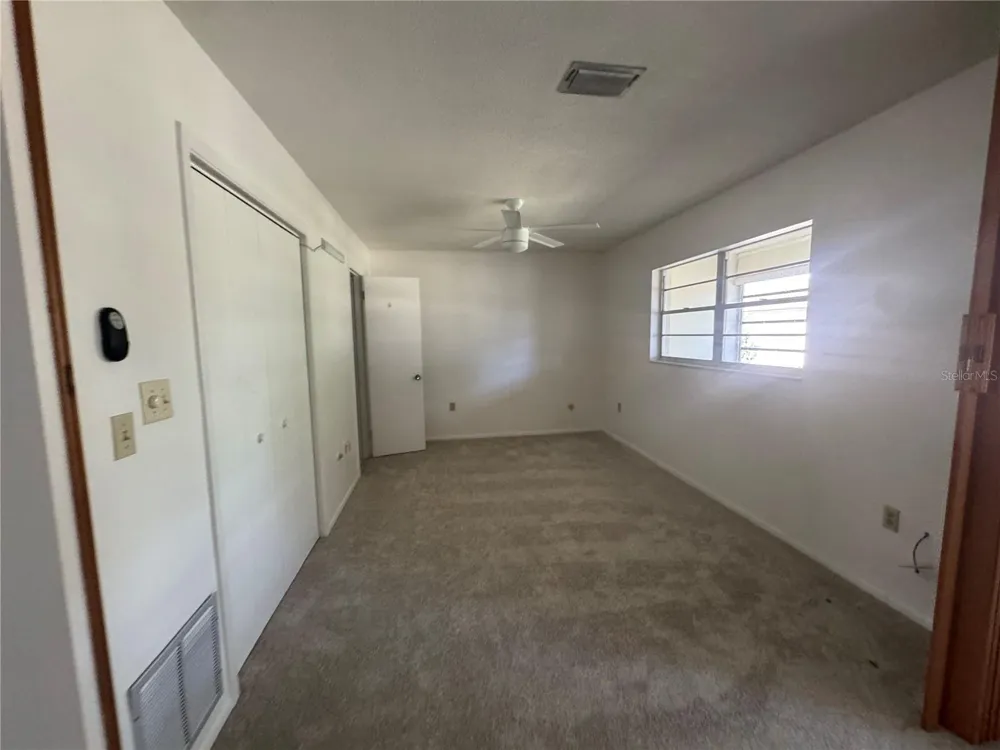 652 PARK CIRCLE Bradenton, FL 34207