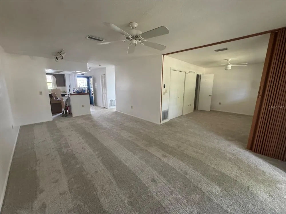 652 PARK CIRCLE Bradenton, FL 34207