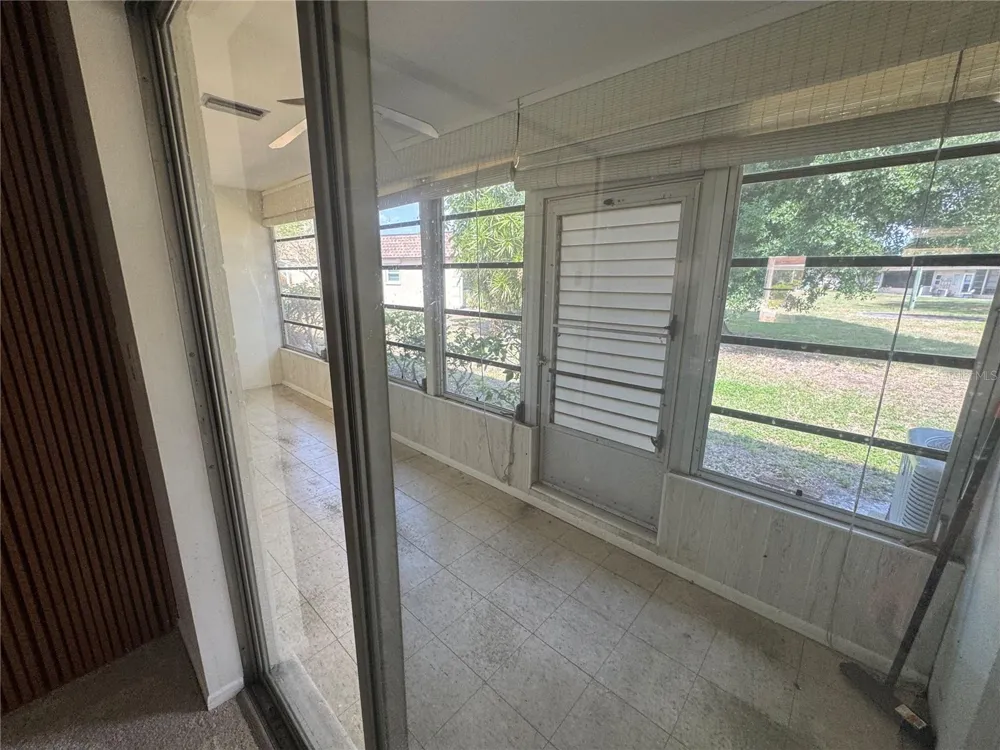 652 PARK CIRCLE Bradenton, FL 34207