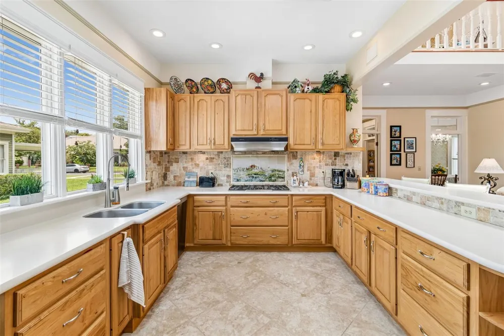 703 EVERS STREET Plant City, FL 33563