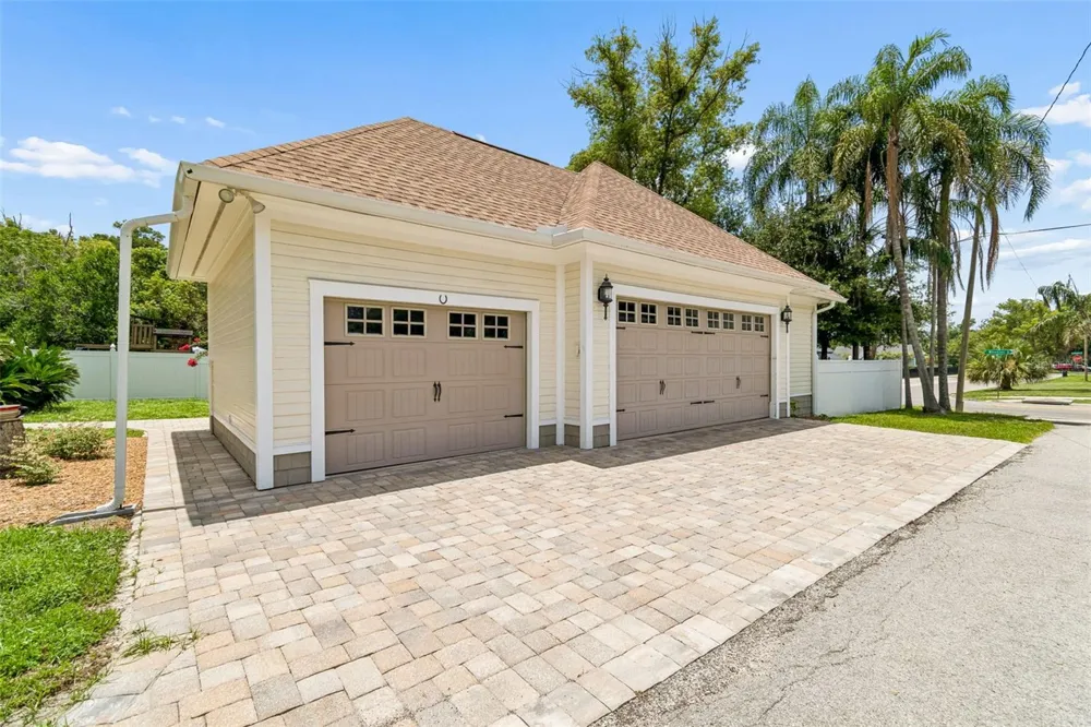 703 EVERS STREET Plant City, FL 33563