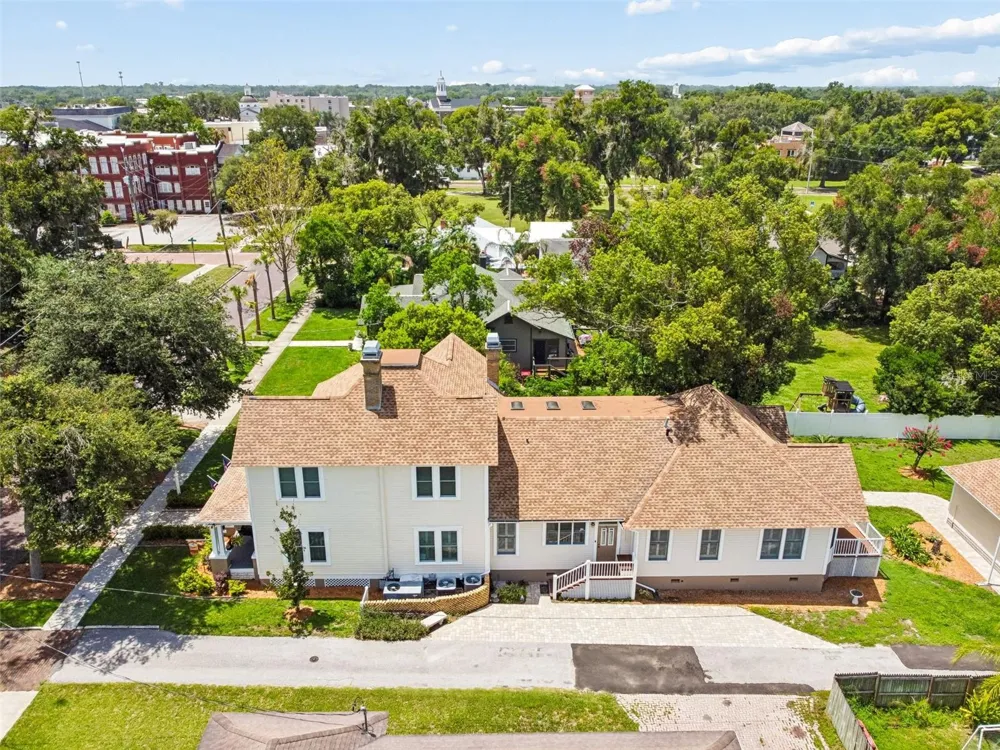 703 EVERS STREET Plant City, FL 33563
