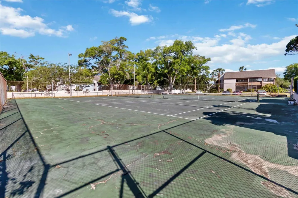440 ORIENTA POINT STREET Altamonte Springs, FL 32701