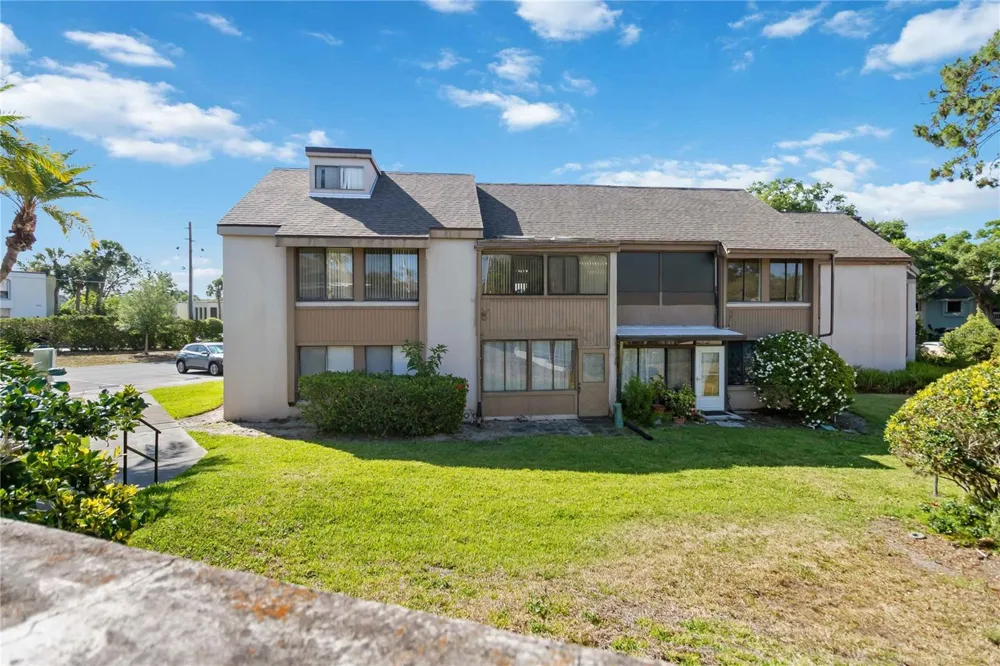 440 ORIENTA POINT STREET Altamonte Springs, FL 32701