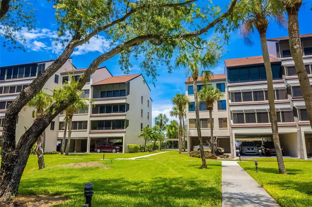 6263 MIDNIGHT PASS ROAD #403 Sarasota, FL 34242