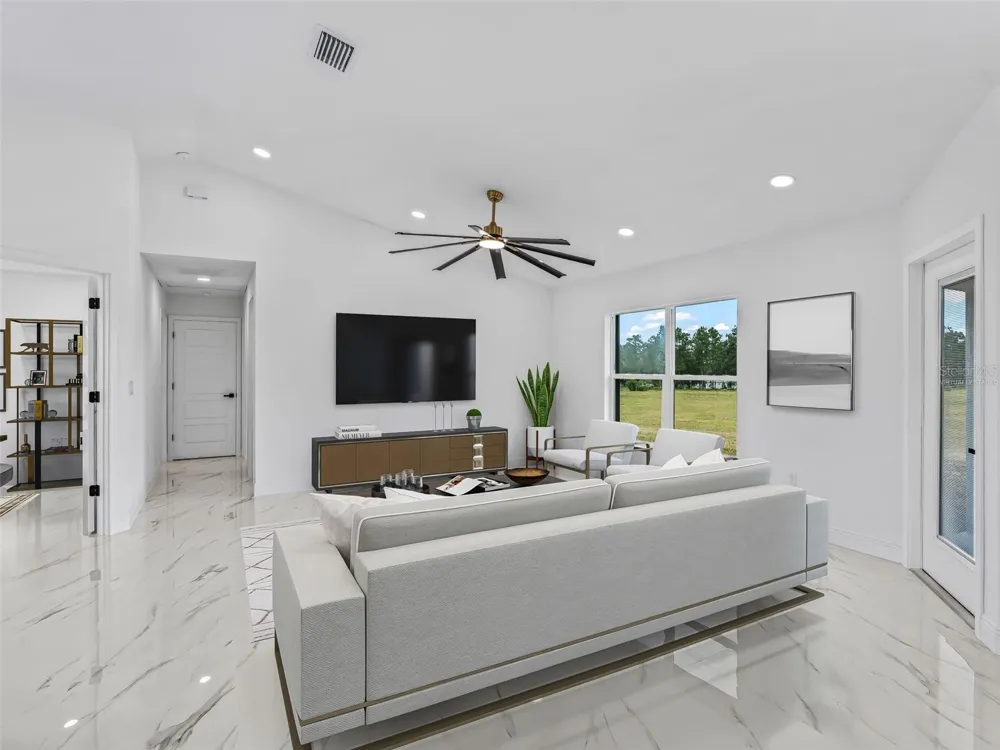 14461 SE 80TH STREET Morriston, FL 32668