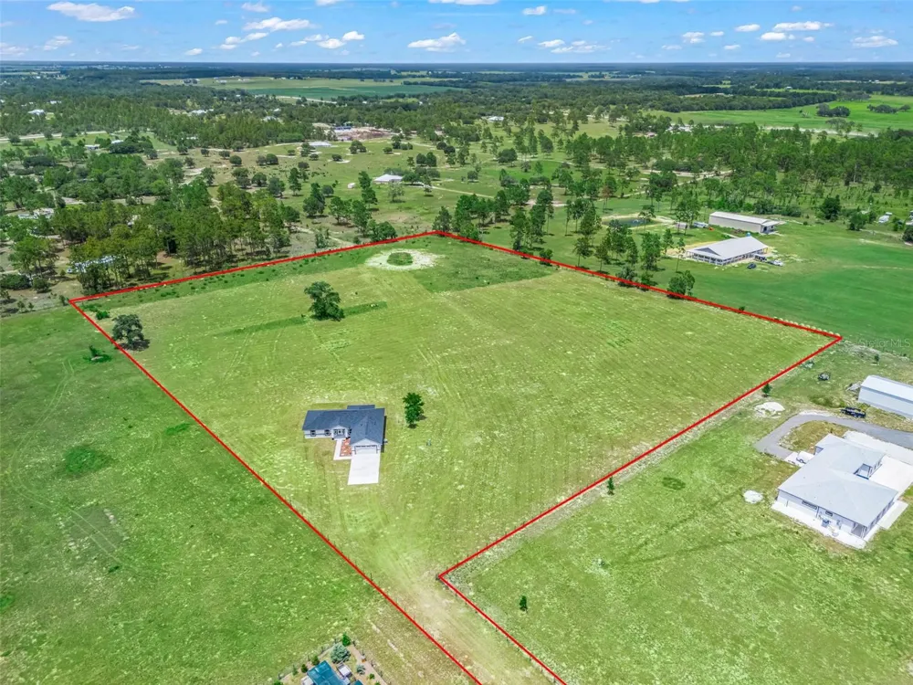 14461 SE 80TH STREET Morriston, FL 32668