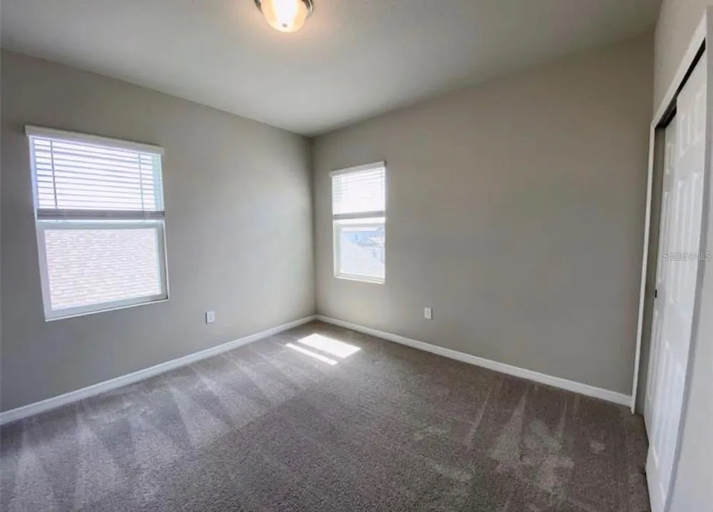 2333 MYSTIC MAZE LANE Minneola, FL 34715