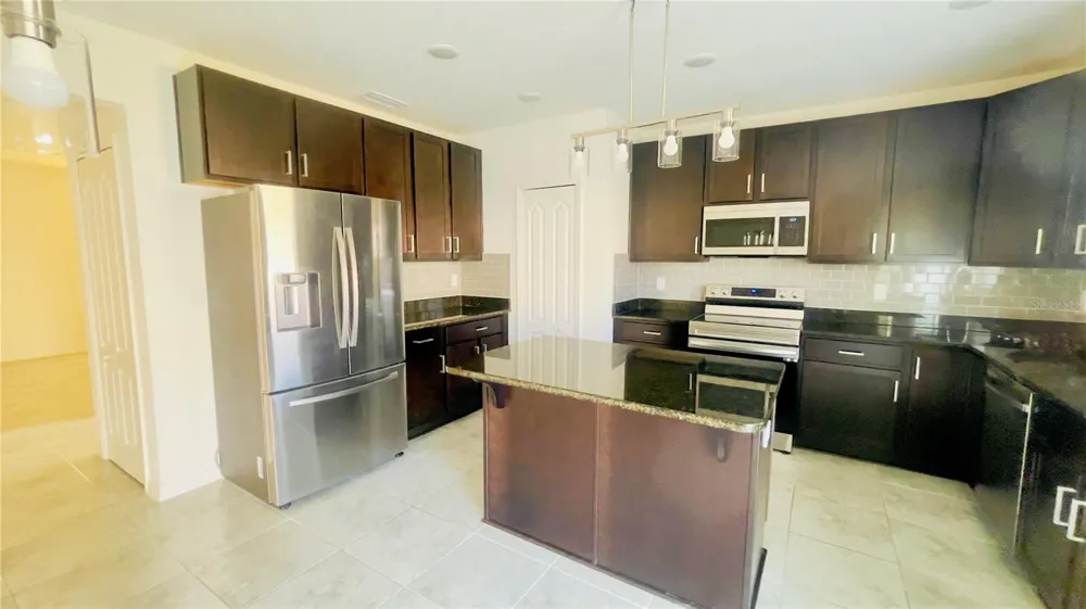 2151 NW 248TH WAY Newberry, FL 32669