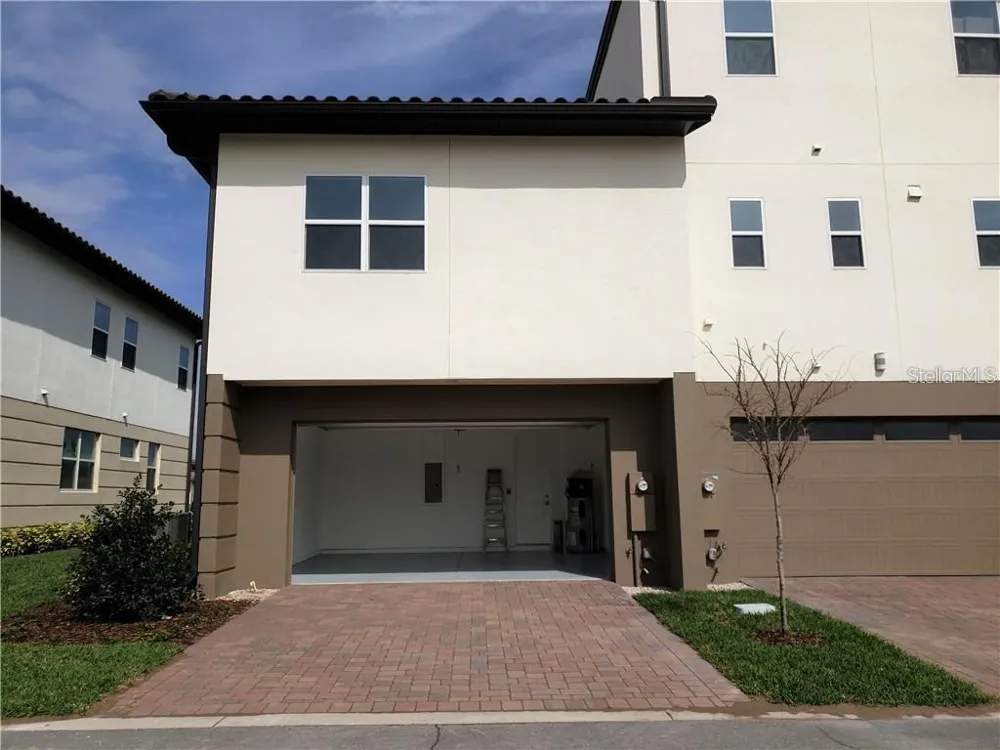 9467 MERE PARKWAY Orlando, FL 32832