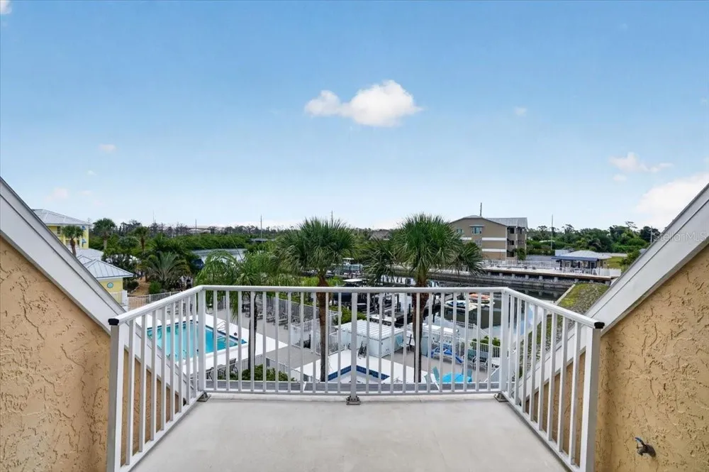 1950 OREGON TRAIL #1A Englewood, FL 34224
