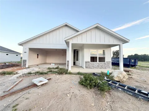 122 SW 212TH DRIVE