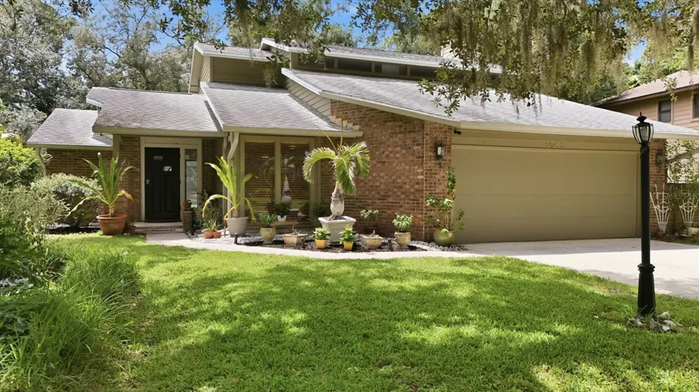1063 GREYSTONE LANE Sarasota, FL 34232