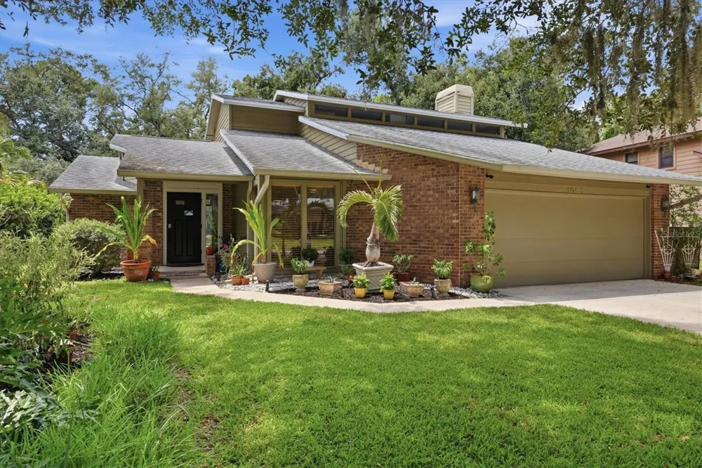 1063 GREYSTONE LANE Sarasota, FL 34232