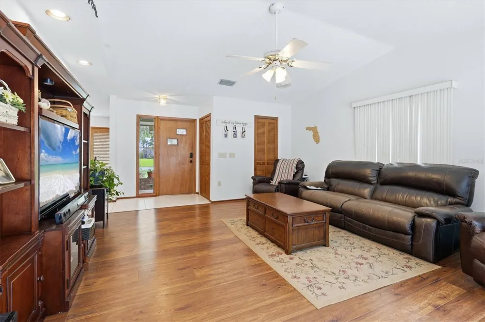 1063 GREYSTONE LANE Sarasota, FL 34232