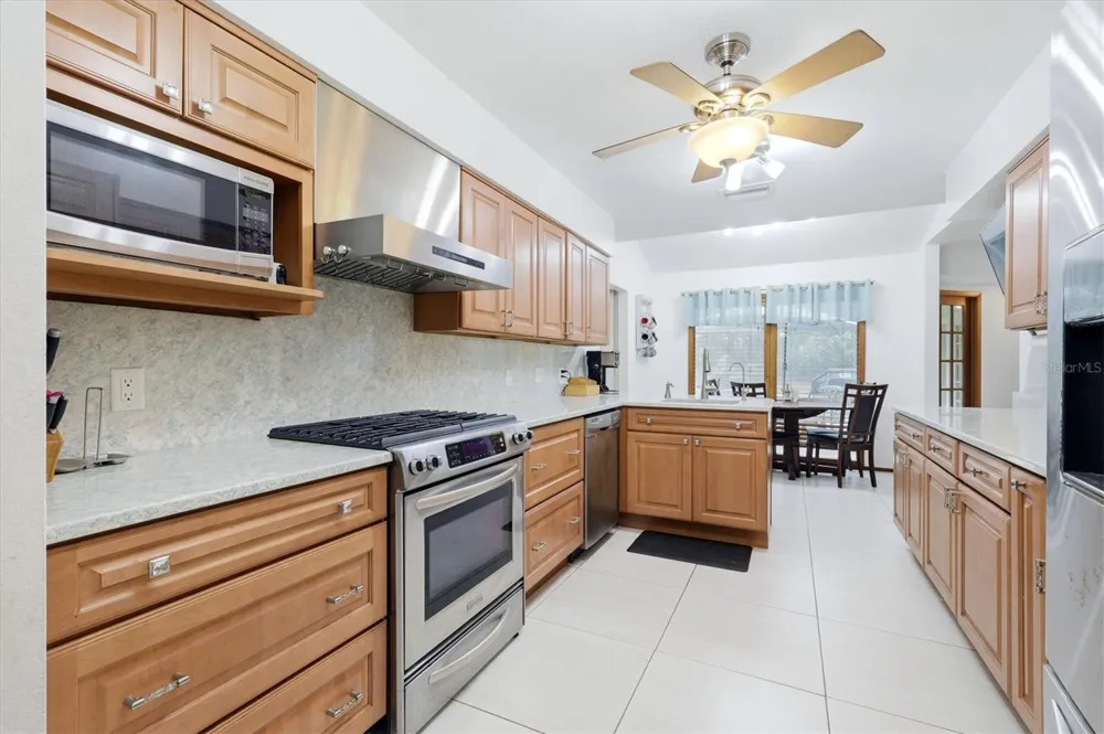 1063 GREYSTONE LANE Sarasota, FL 34232