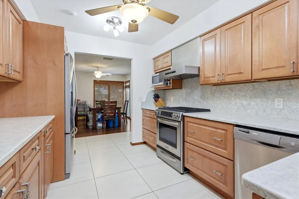 1063 GREYSTONE LANE Sarasota, FL 34232