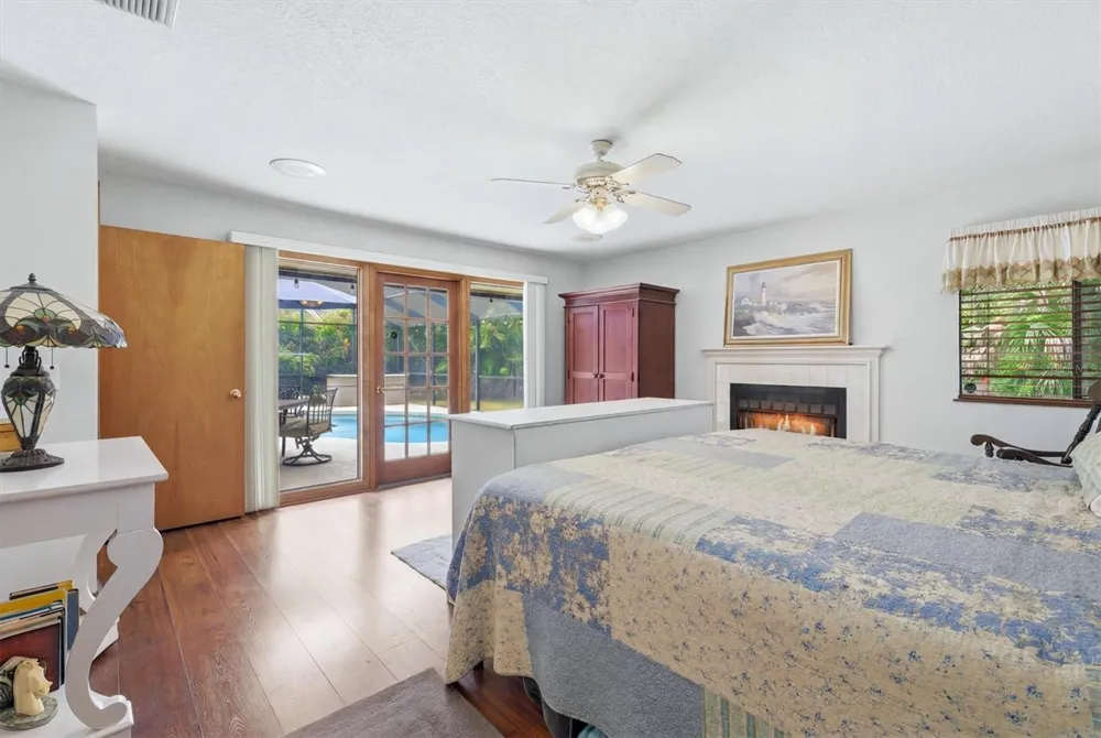 1063 GREYSTONE LANE Sarasota, FL 34232